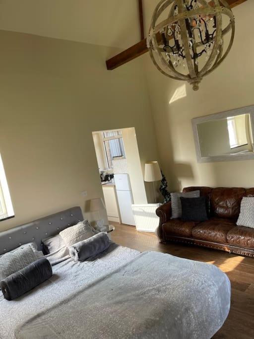 Vila Beautiful Cotswold Couples Retreat Bourton-on-the-Water Exteriér fotografie